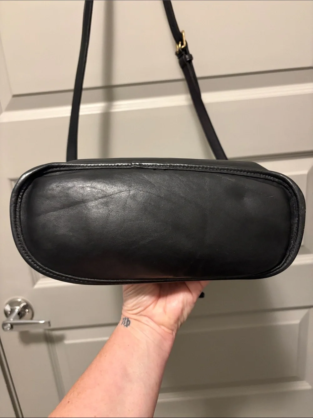 Coach Vintage #4025 Lightweights Collection Shoulder Pouch